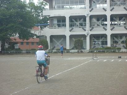 自転車乗車中