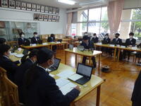 各種委員長さん、部長さんが待機しています。